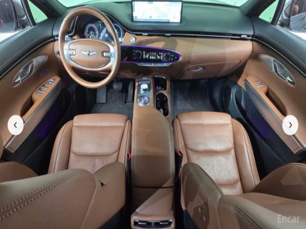 Genesis GV70 - Vista 5