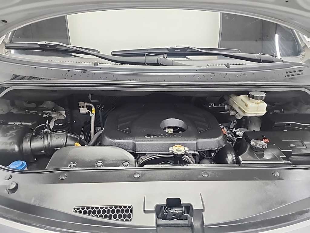 HYUNDAI Starex - Vista 5