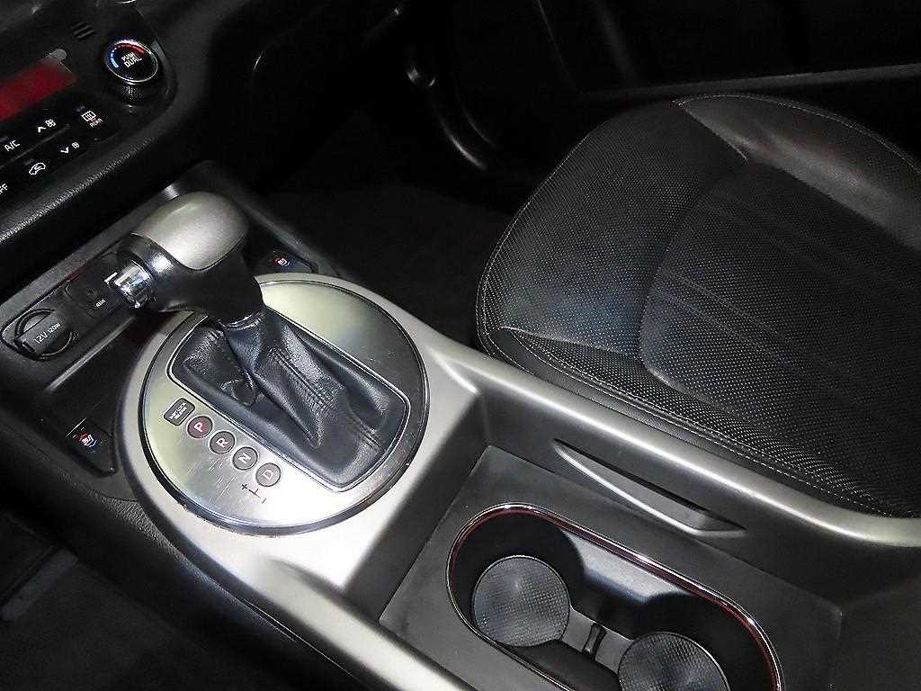 KIA Sportage - Vista 12