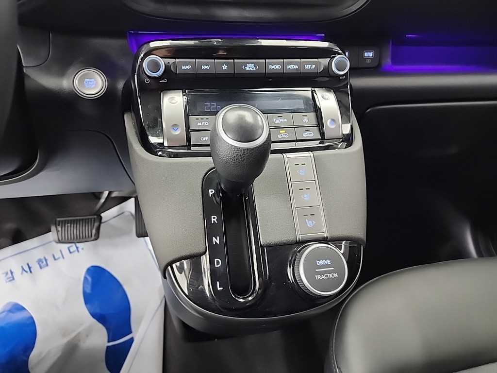HYUNDAI Casper - Vista 8