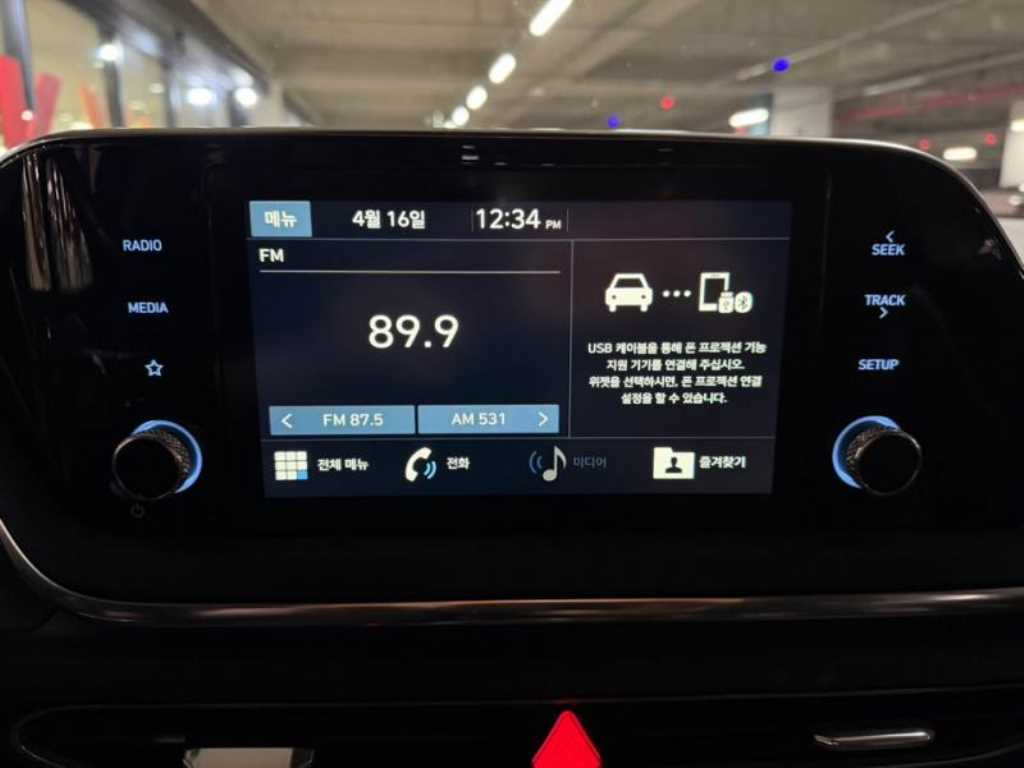 HYUNDAI Sonata - Vista 10