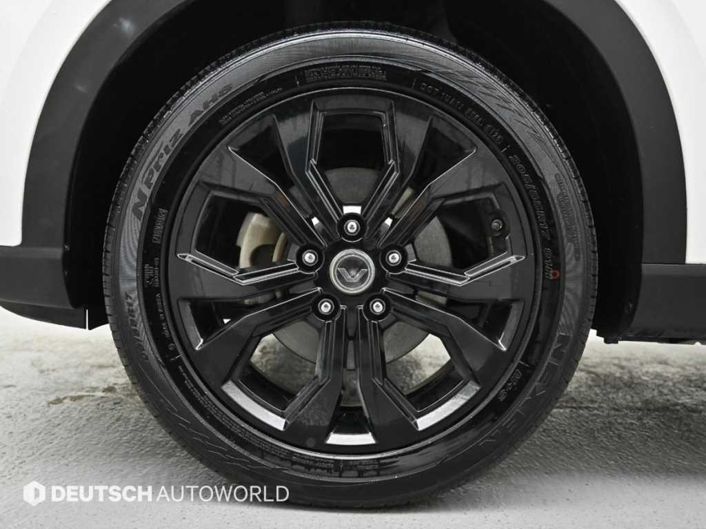 HYUNDAI Venue - Vista 5