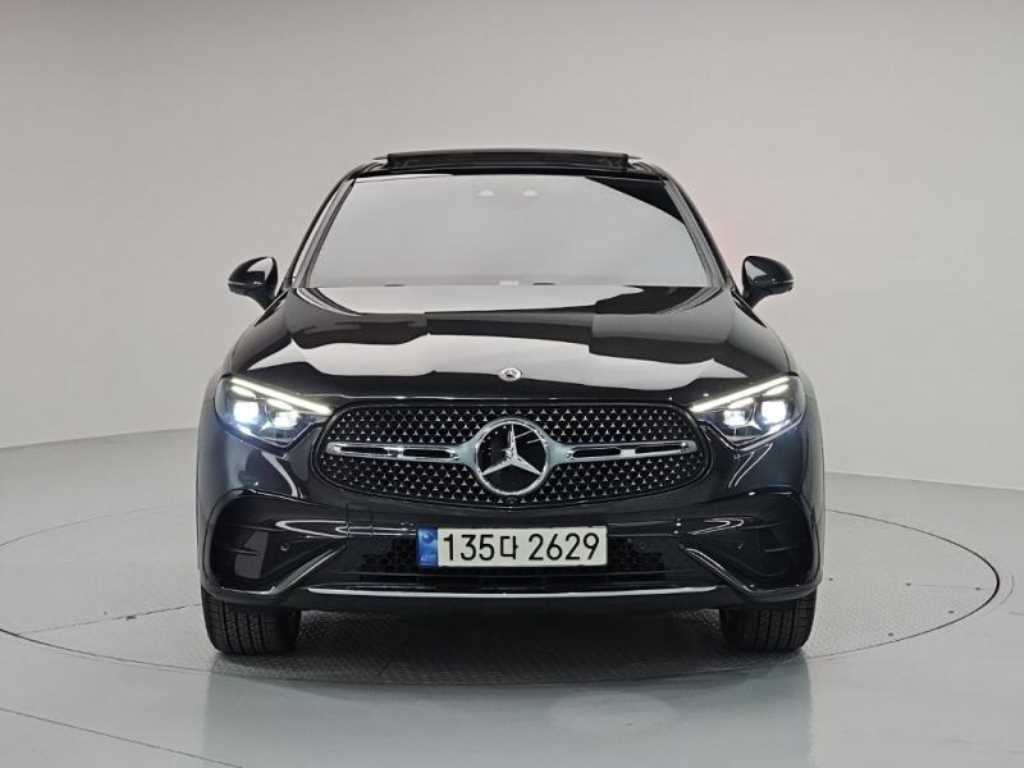 Mercedes Benz GLC Class - Vista 2