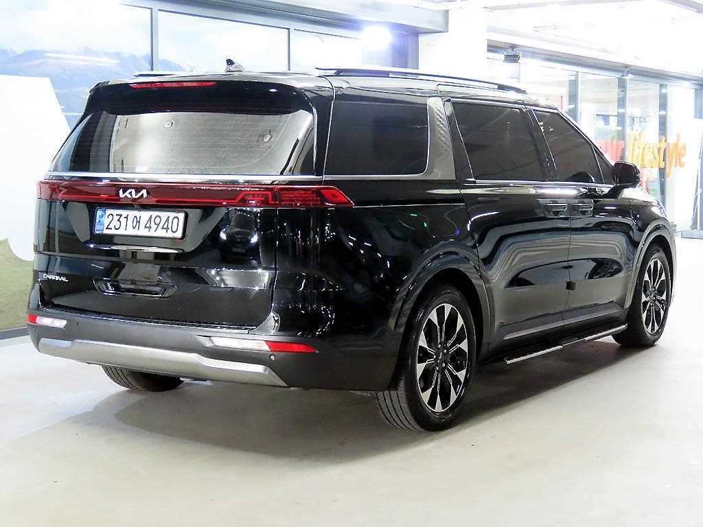 KIA Carnival - Vista 4