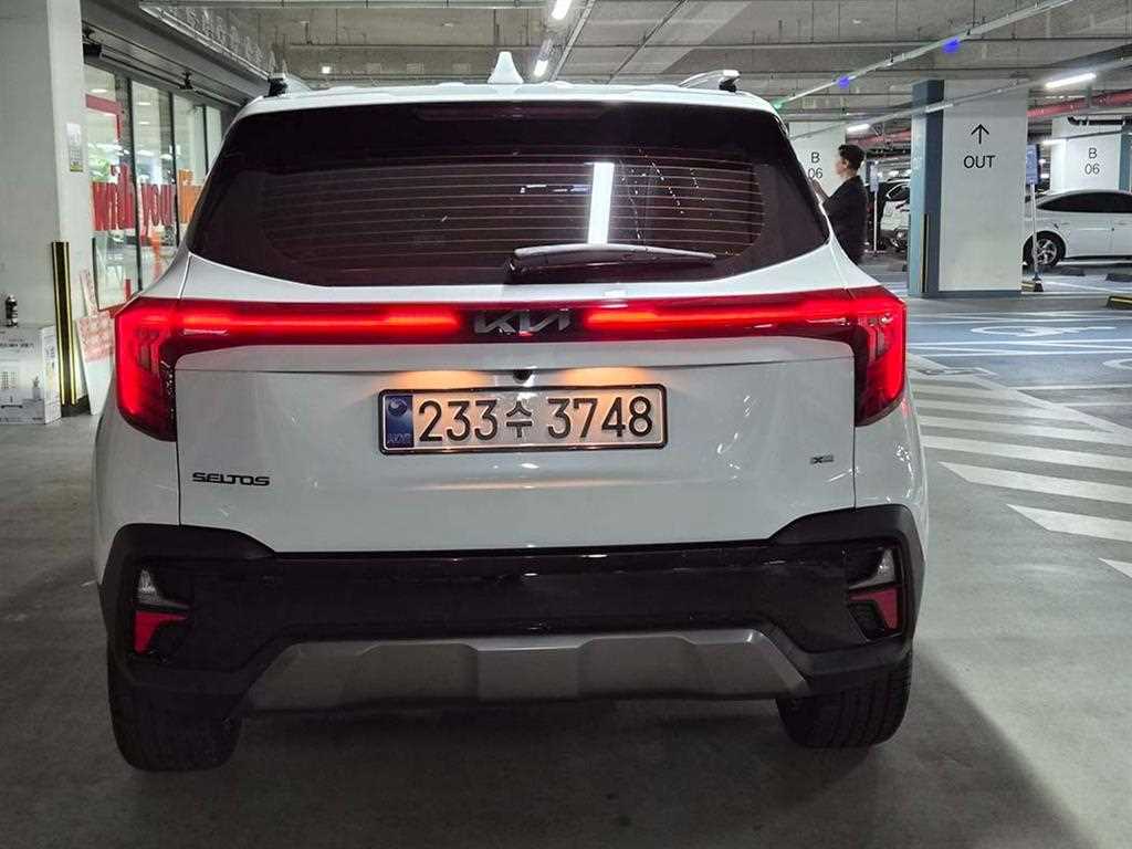 KIA Seltos - Vista 5