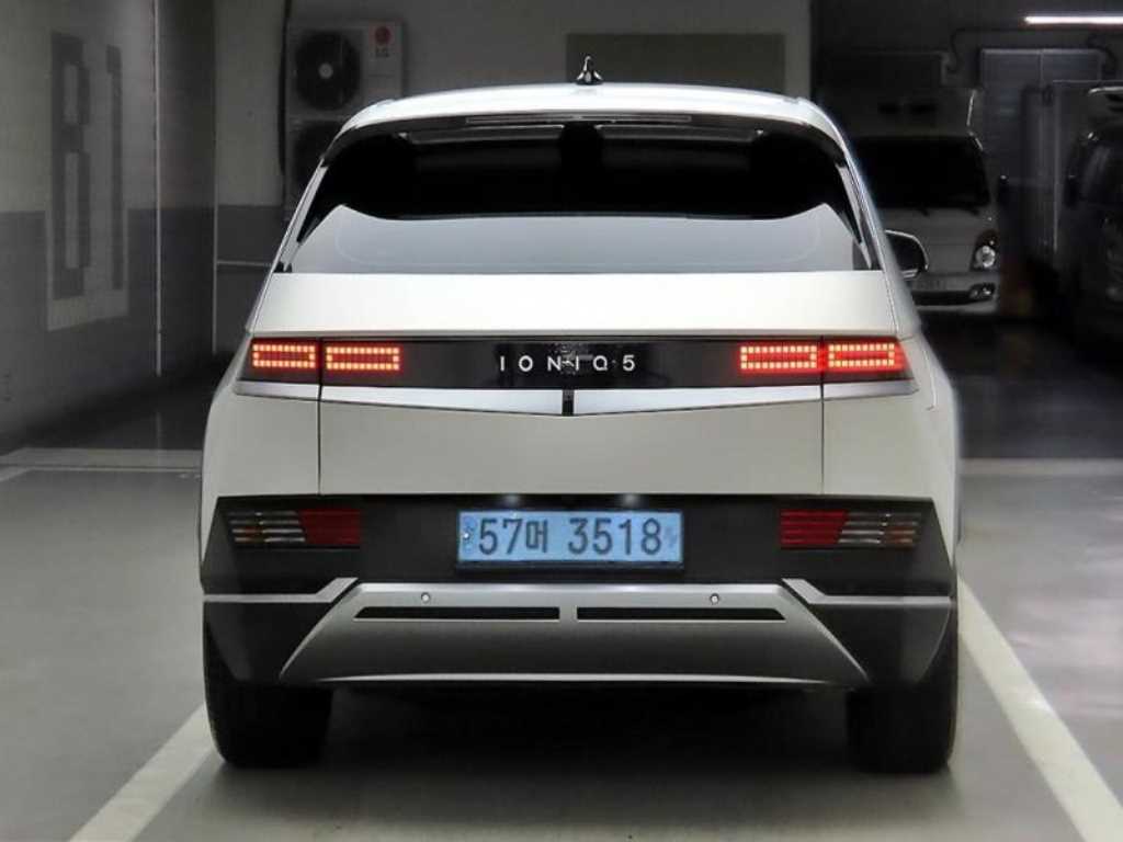 HYUNDAI Ioniq 5 - Vista 3