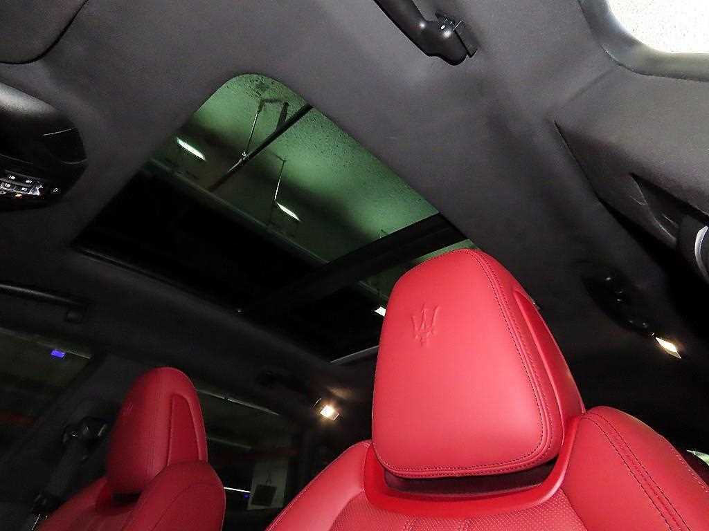 Maserati Levante 2020 Azul - Importación desde Corea - HF Imports Iquique - Foto 15