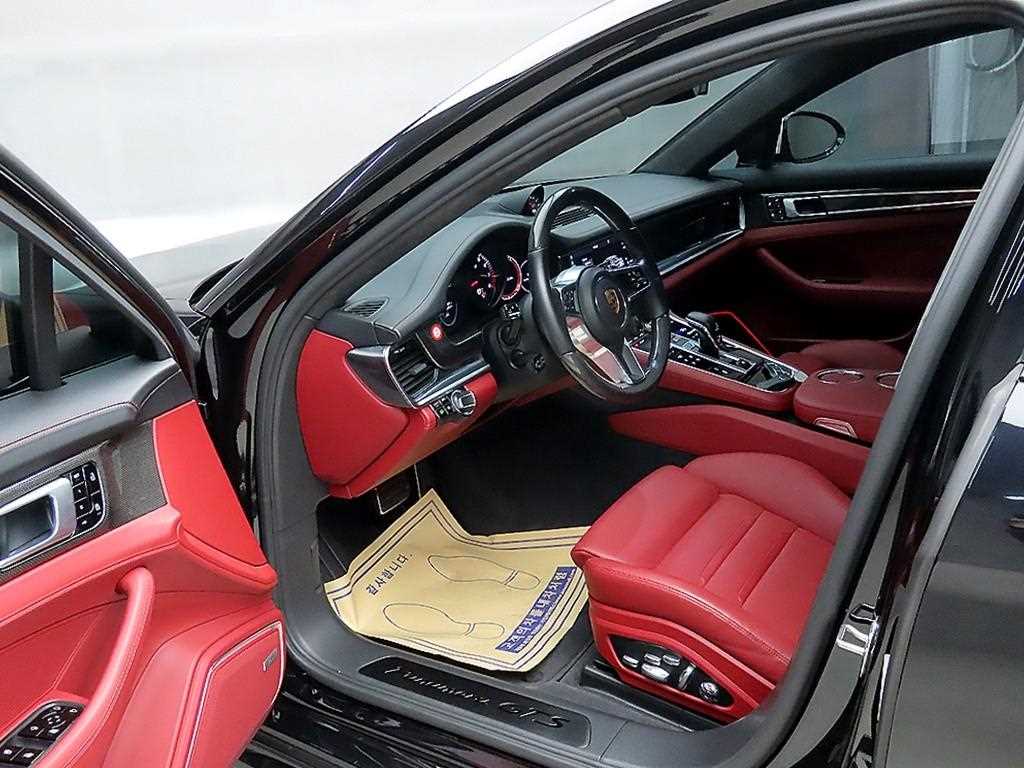 Porsche Panamera - Vista 5
