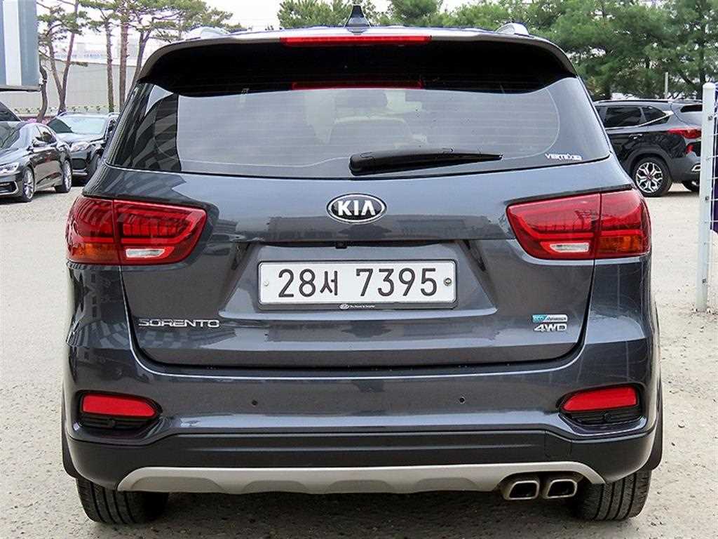 KIA Sorento - Vista 4