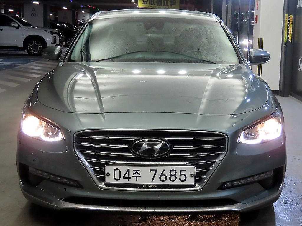 HYUNDAI Grandeur - Vista 2