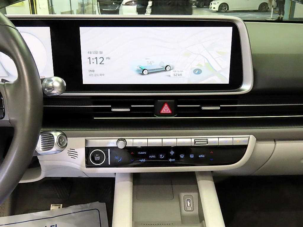 HYUNDAI Ioniq 6 - Vista 11