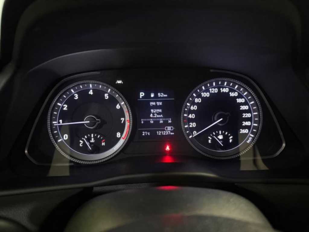 HYUNDAI Sonata - Vista 9