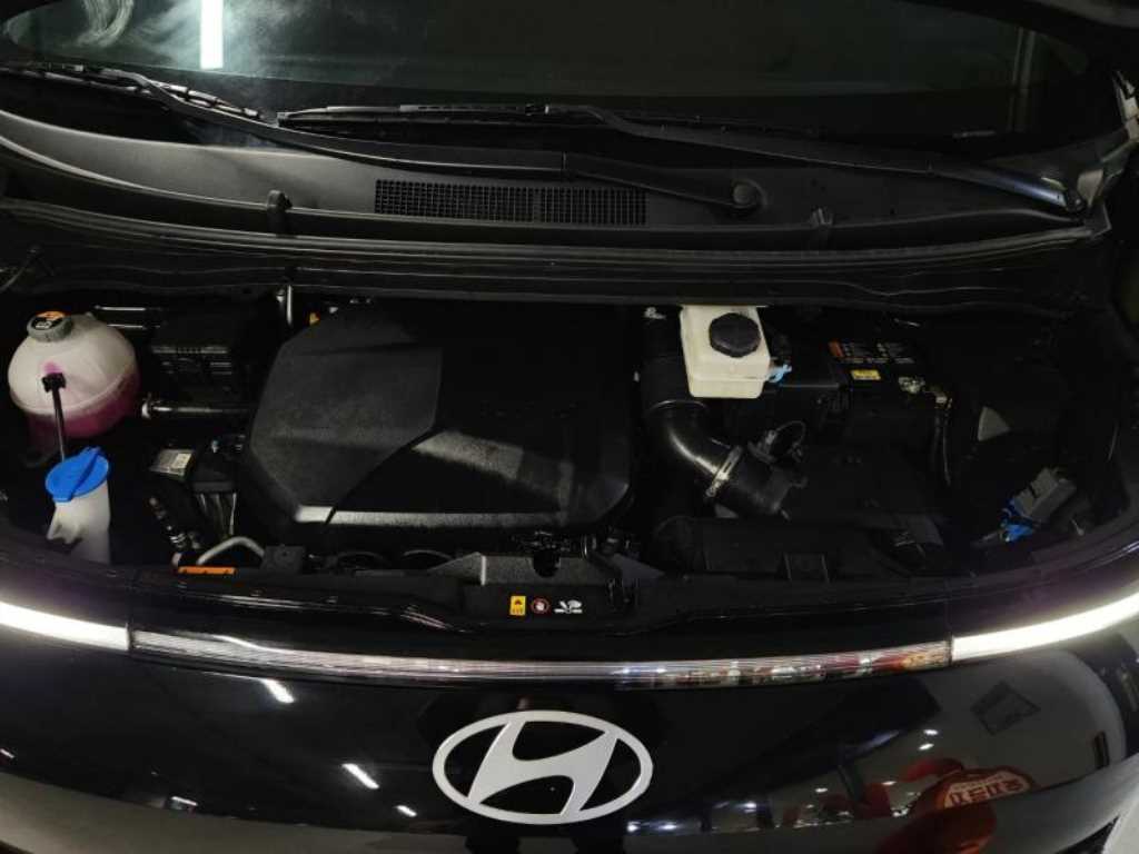 HYUNDAI Staria 2025 Negro - Importación desde Corea - HF Imports Iquique - Foto 18