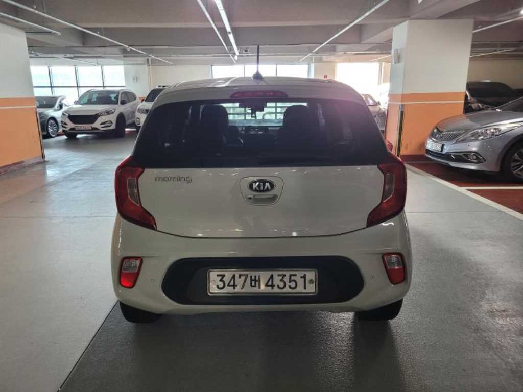 KIA Morning - Vista 4