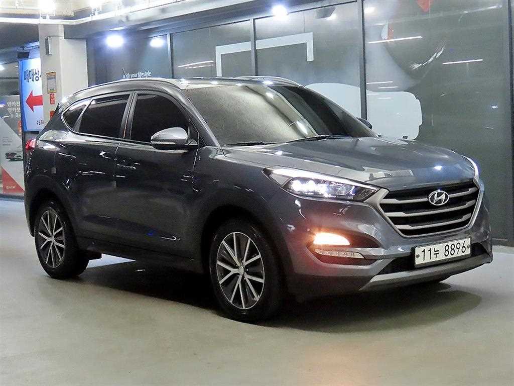 HYUNDAI Tucson 2016 Gris - Importación desde Corea - HF Imports Iquique - Foto 1