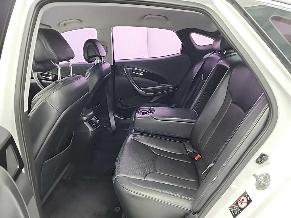 HYUNDAI Grandeur - Vista 12