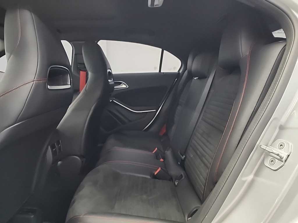 Mercedes Benz A Class - Vista 12