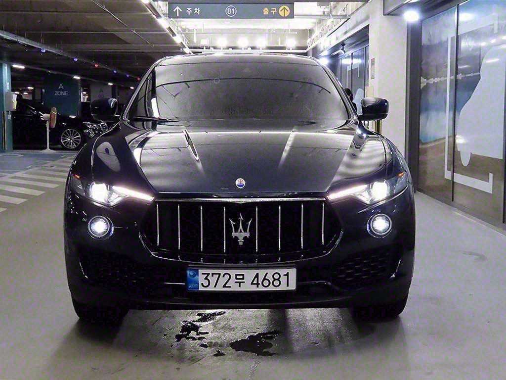 Maserati Levante - Vista 2
