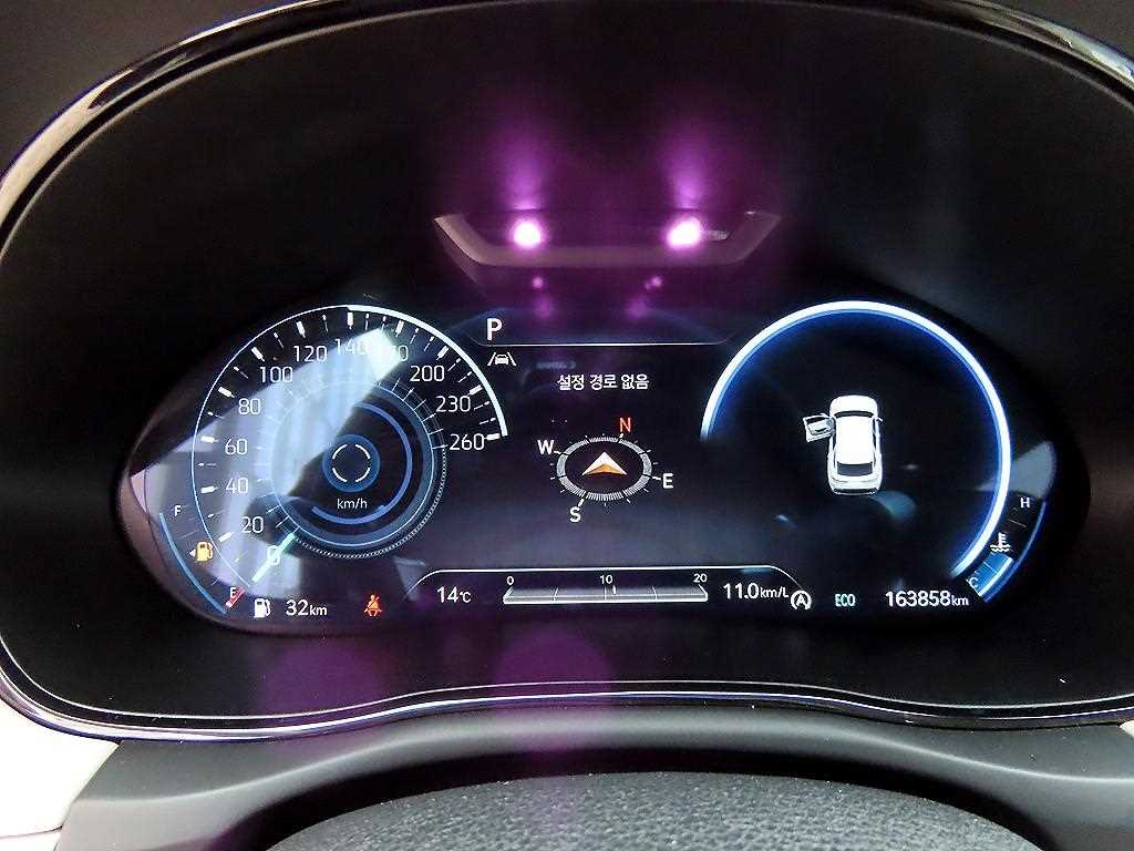 Genesis GV70 - Vista 9