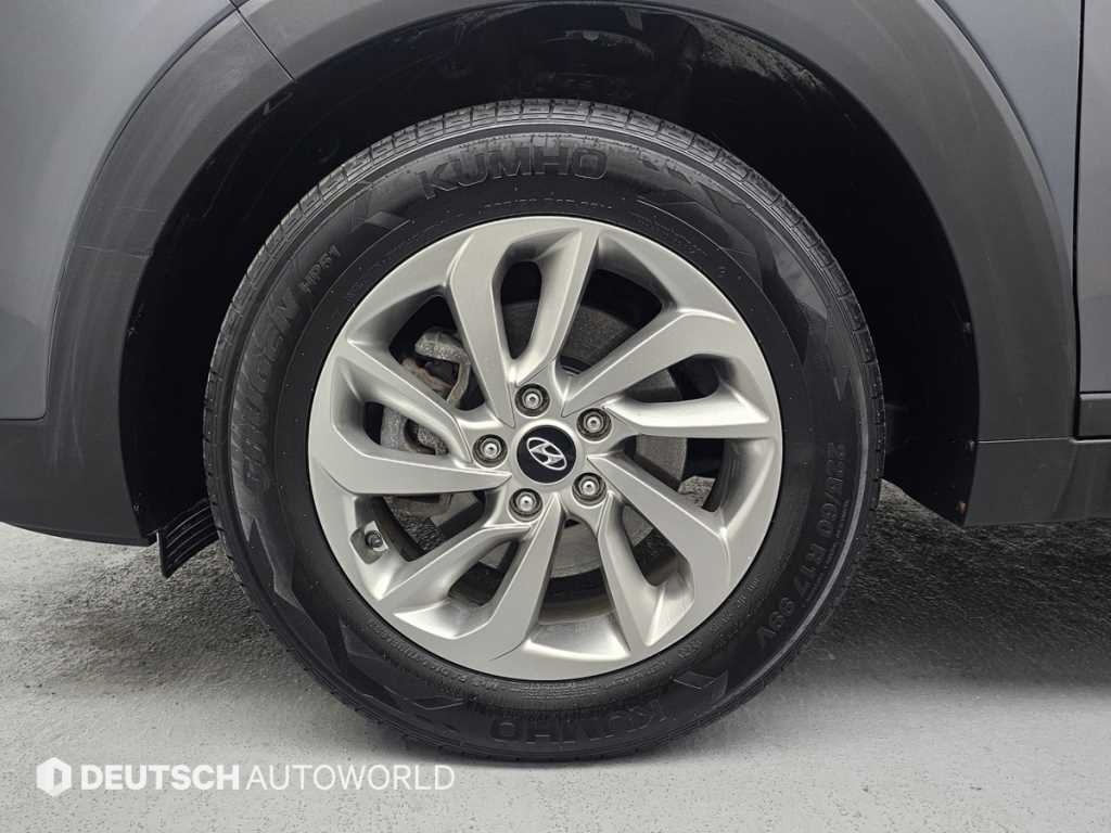 HYUNDAI Tucson - Vista 5