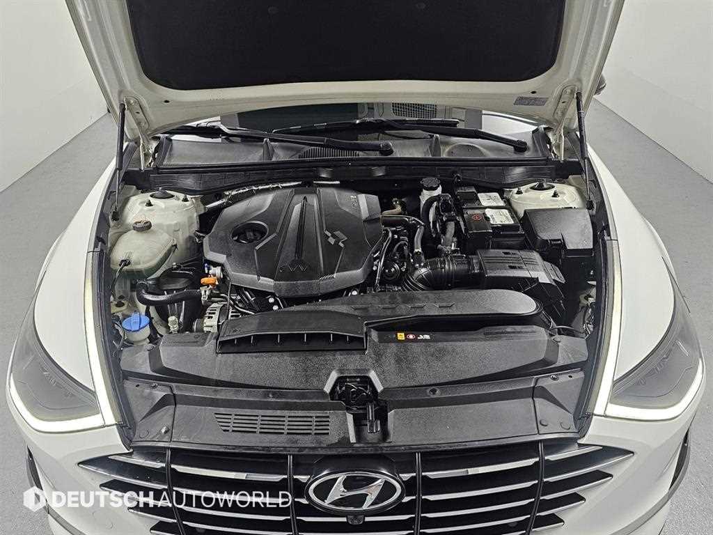 HYUNDAI Sonata - Vista 6