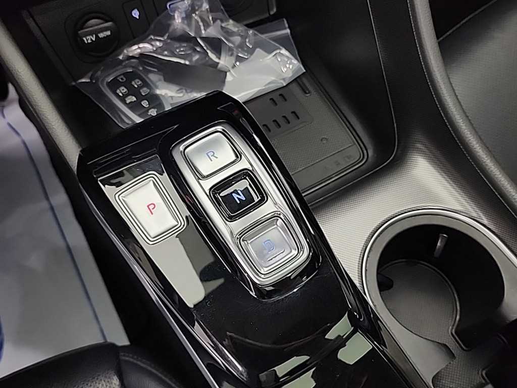 HYUNDAI Sonata - Vista 8