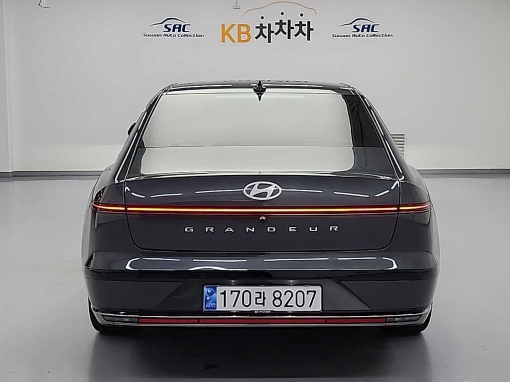 HYUNDAI Grandeur - Vista 3