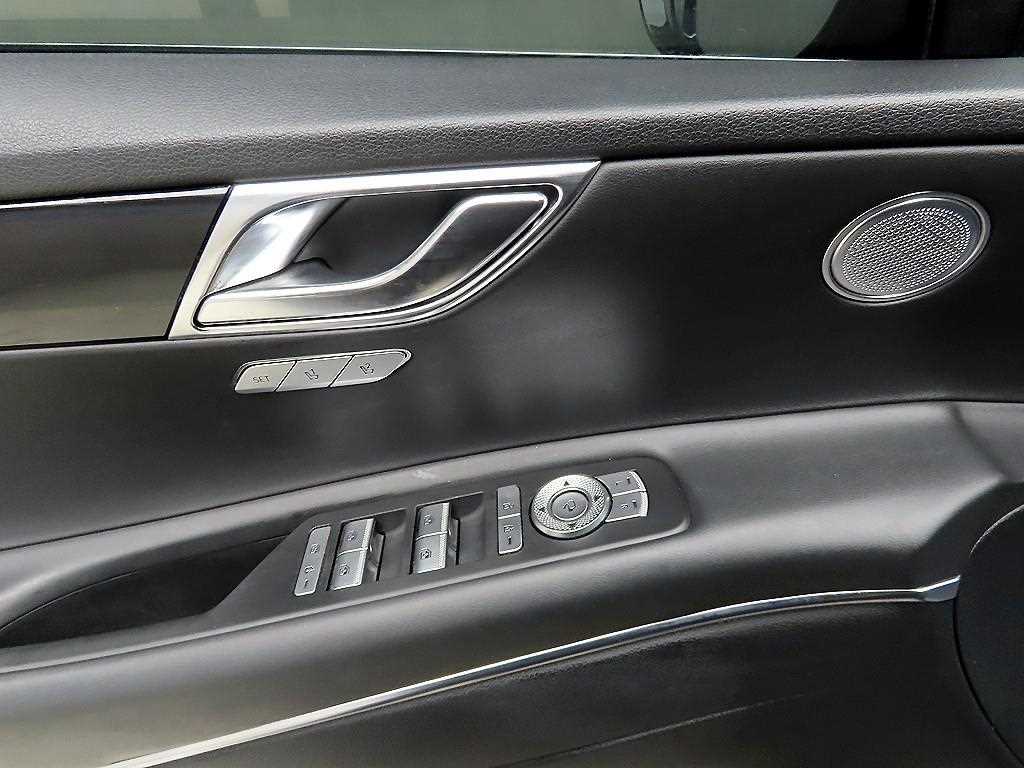 Genesis GV80 - Vista 11