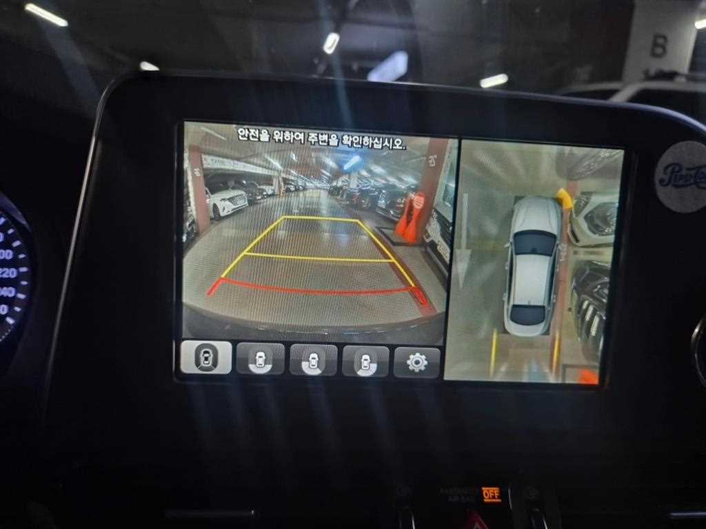 HYUNDAI Grandeur - Vista 12