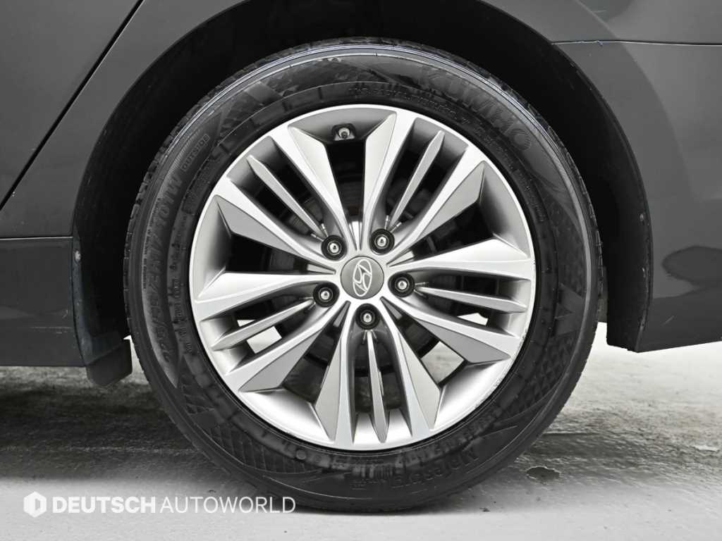 HYUNDAI Grandeur - Vista 5