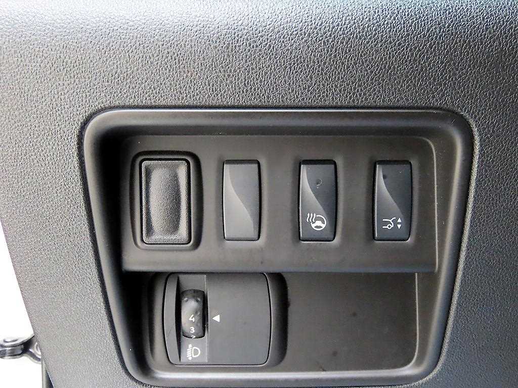 SAMSUNG QM6 - Vista 12