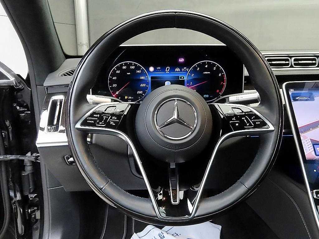 Mercedes Benz S Class - Vista 9