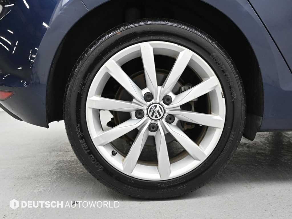 Volkswagen Golf - Vista 5