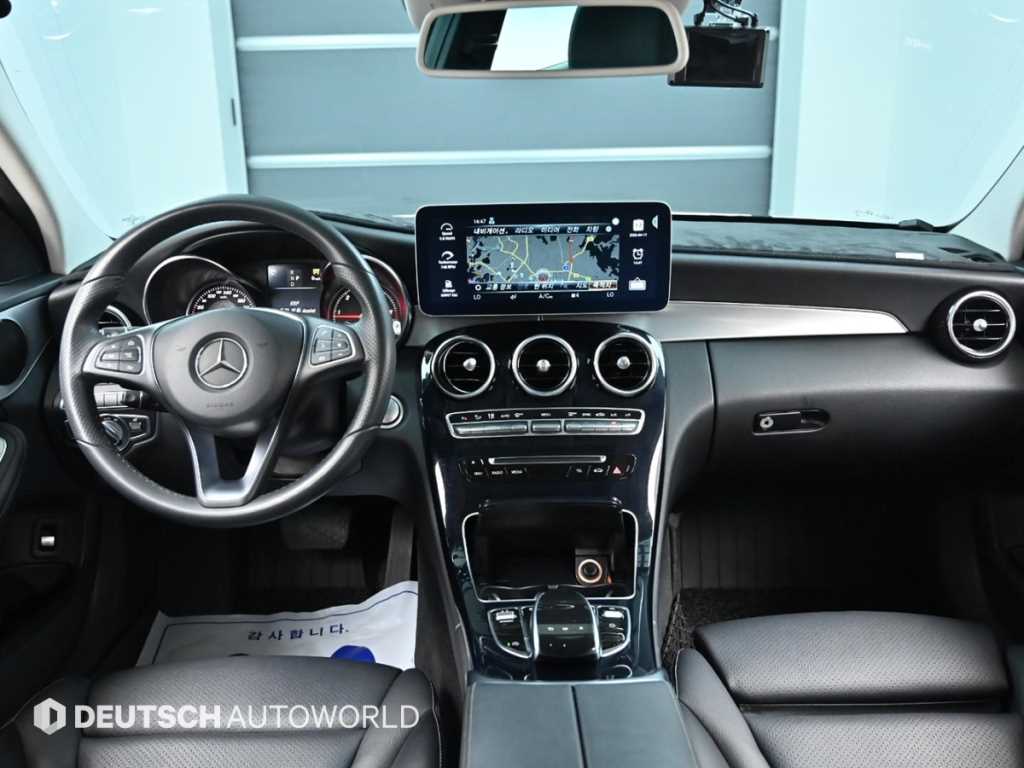 Mercedes Benz C Class - Vista 7