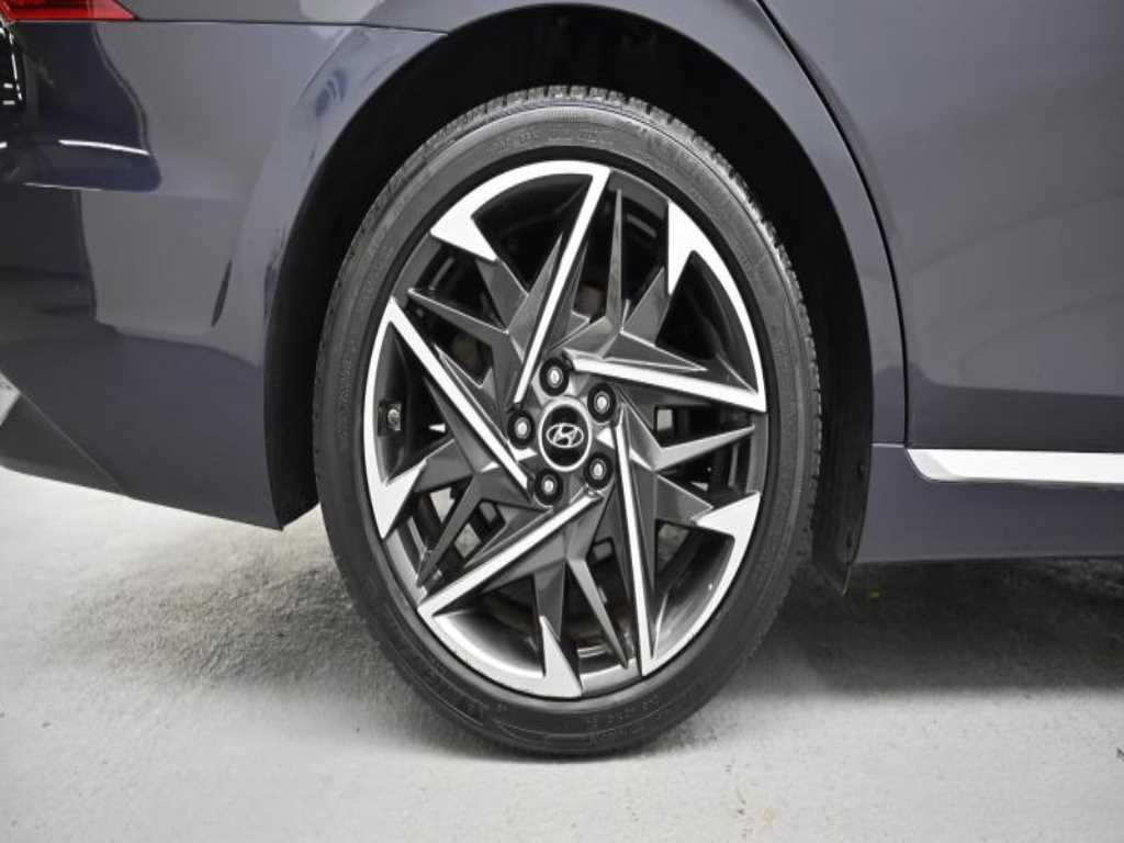 HYUNDAI Grandeur - Vista 6