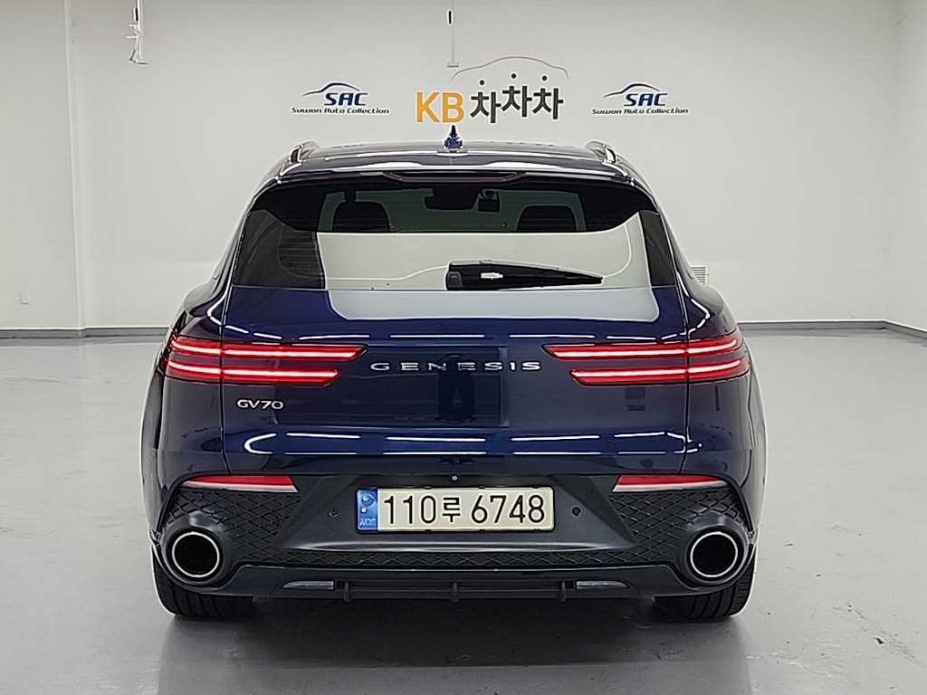 Genesis GV70 - Vista 3