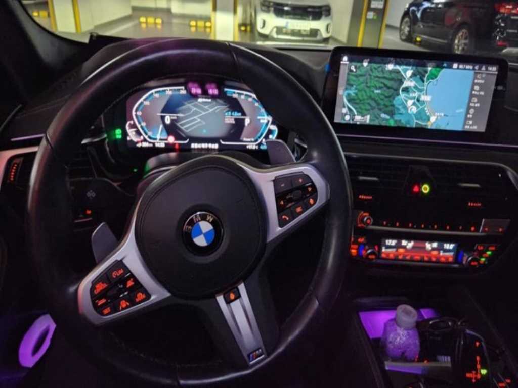 BMW 5 Series - Vista 8