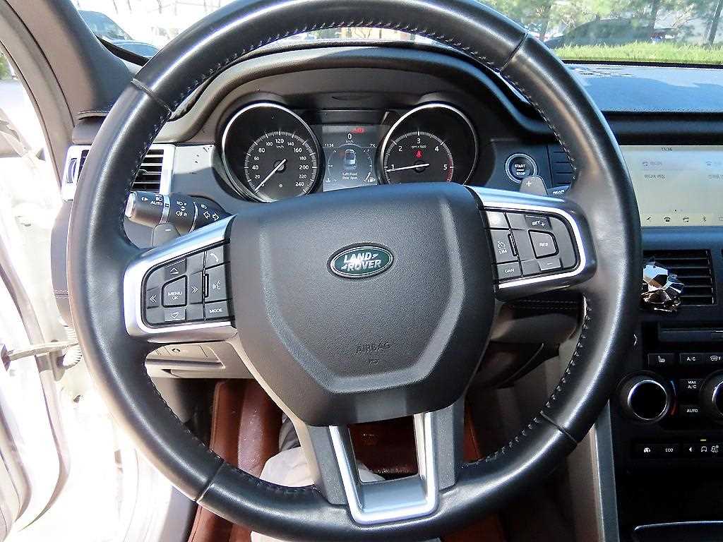 Land Rover Discovery Sports - Vista 8