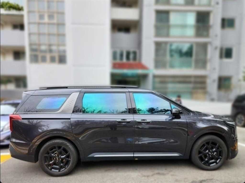 KIA Carnival - Vista 4