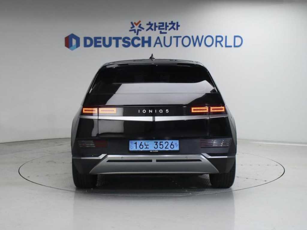 HYUNDAI Ioniq 5 - Vista 4