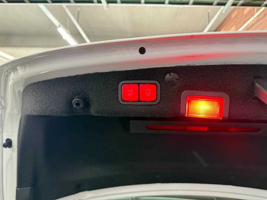 Mercedes Benz C Class 2017 Blanco - Importación desde Corea - HF Imports Iquique - Foto 19