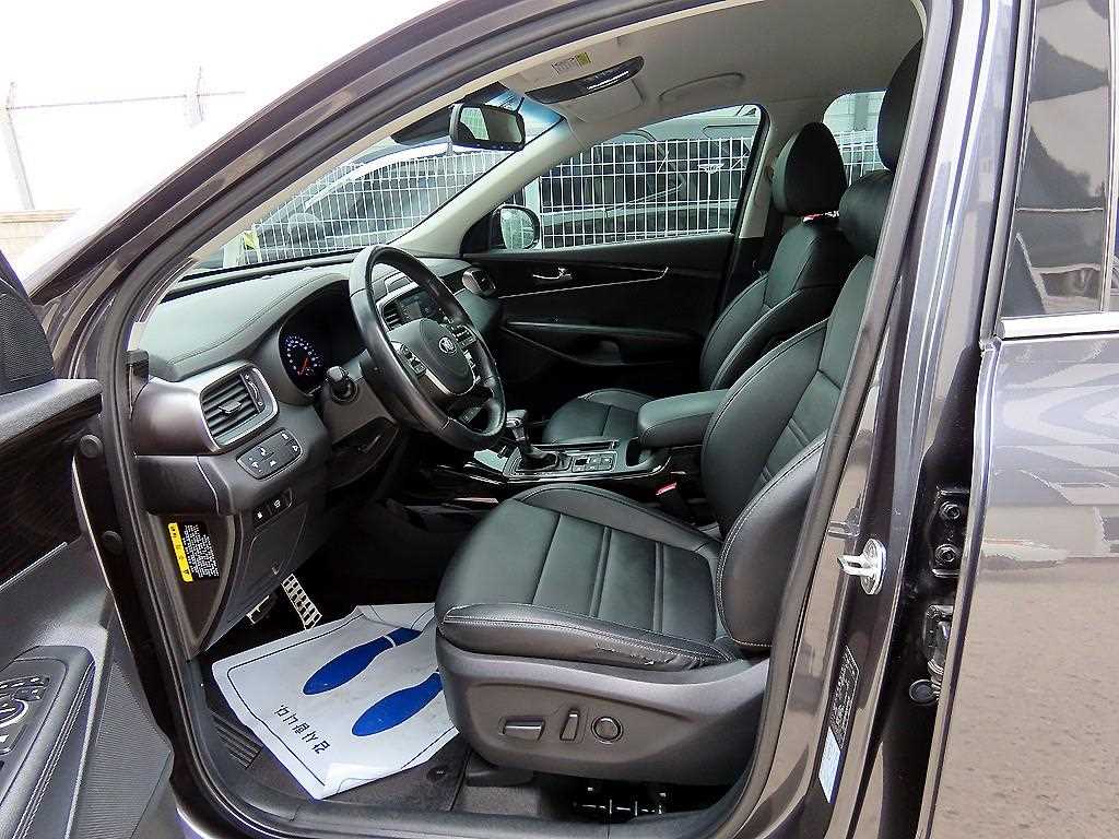 KIA Sorento - Vista 5