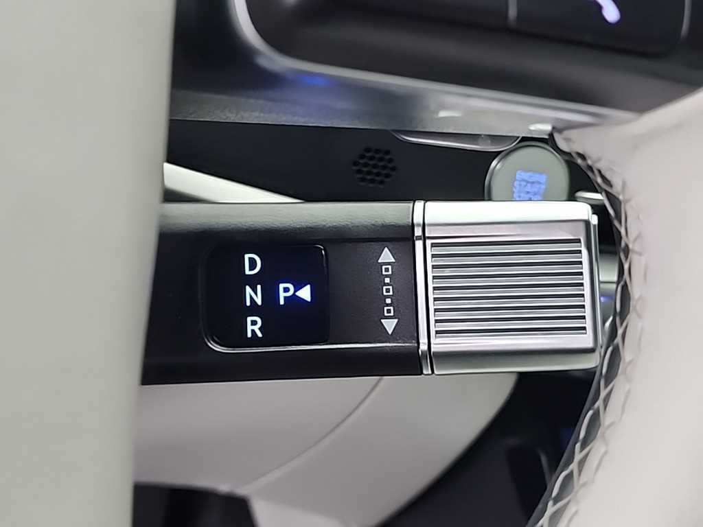 HYUNDAI Grandeur - Vista 8