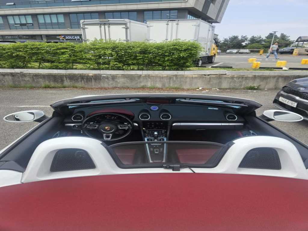 Porsche 718 - Vista 4