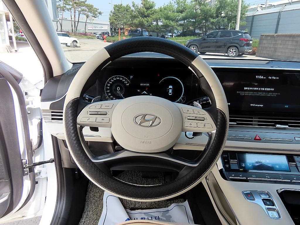 HYUNDAI Grandeur - Vista 8