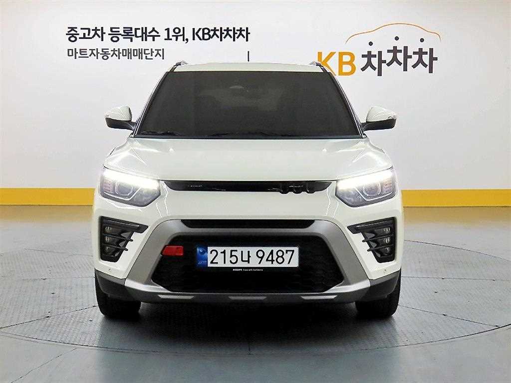 Ssangyong Tivoli 2025 Blanco - Importación desde Corea - HF Imports Iquique - Foto 1
