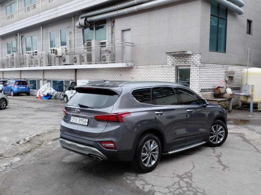 HYUNDAI Santa Fe - Vista 2