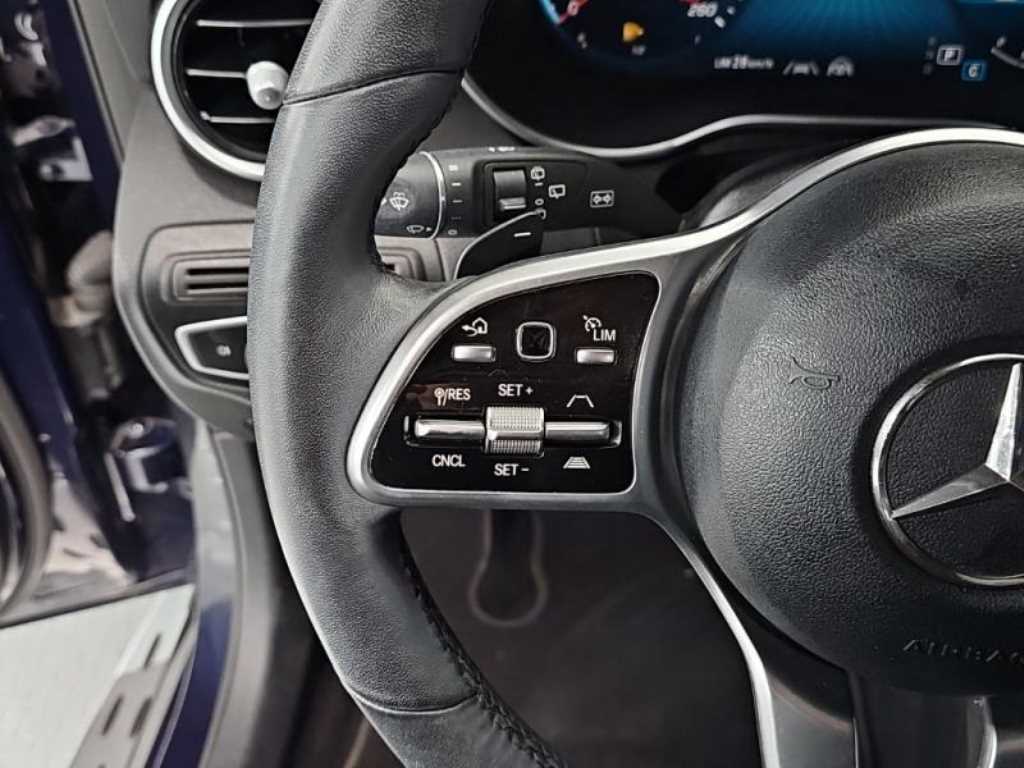 Mercedes Benz GLC Class - Vista 8