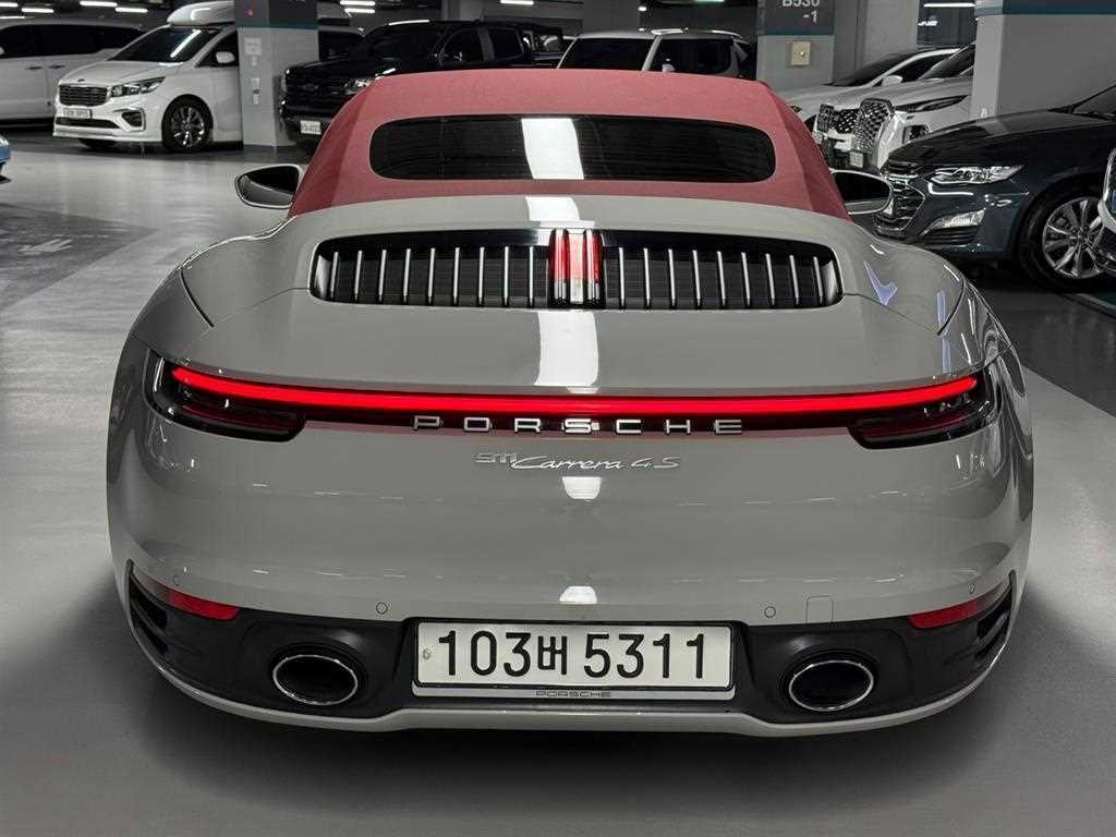 Porsche 911 - Vista 4