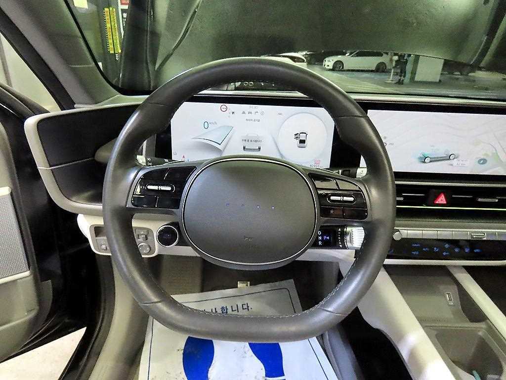 HYUNDAI Ioniq 6 - Vista 8